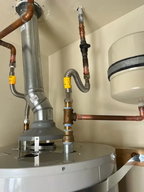 Water heater installation and plumbing repair in Hayestown